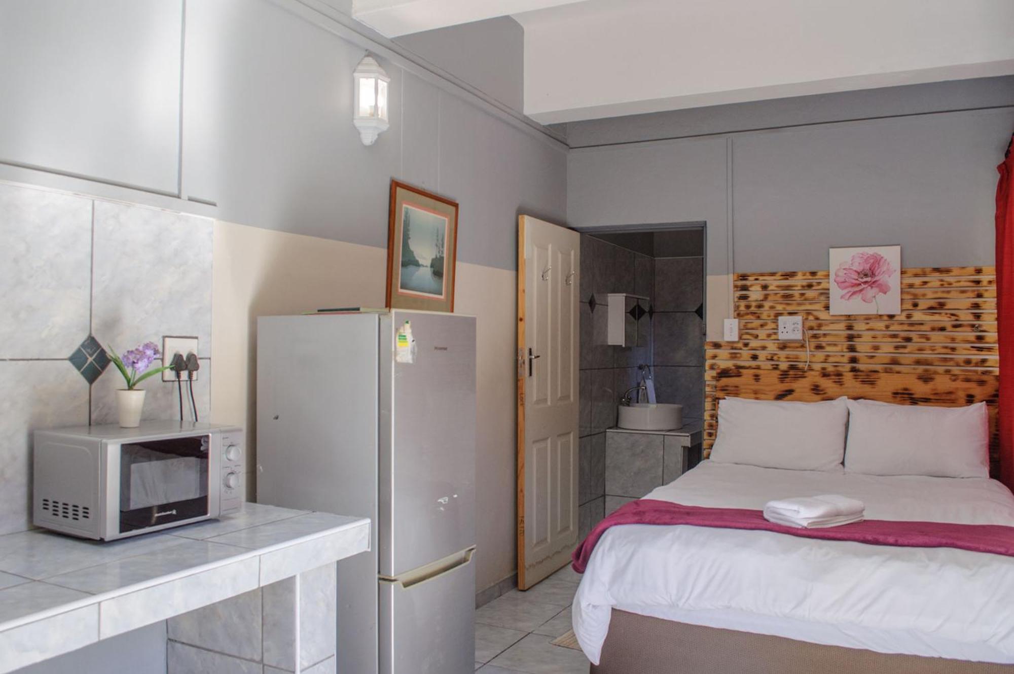 Oceanlife Guesthouse And Restaurant Luederitz Luaran gambar